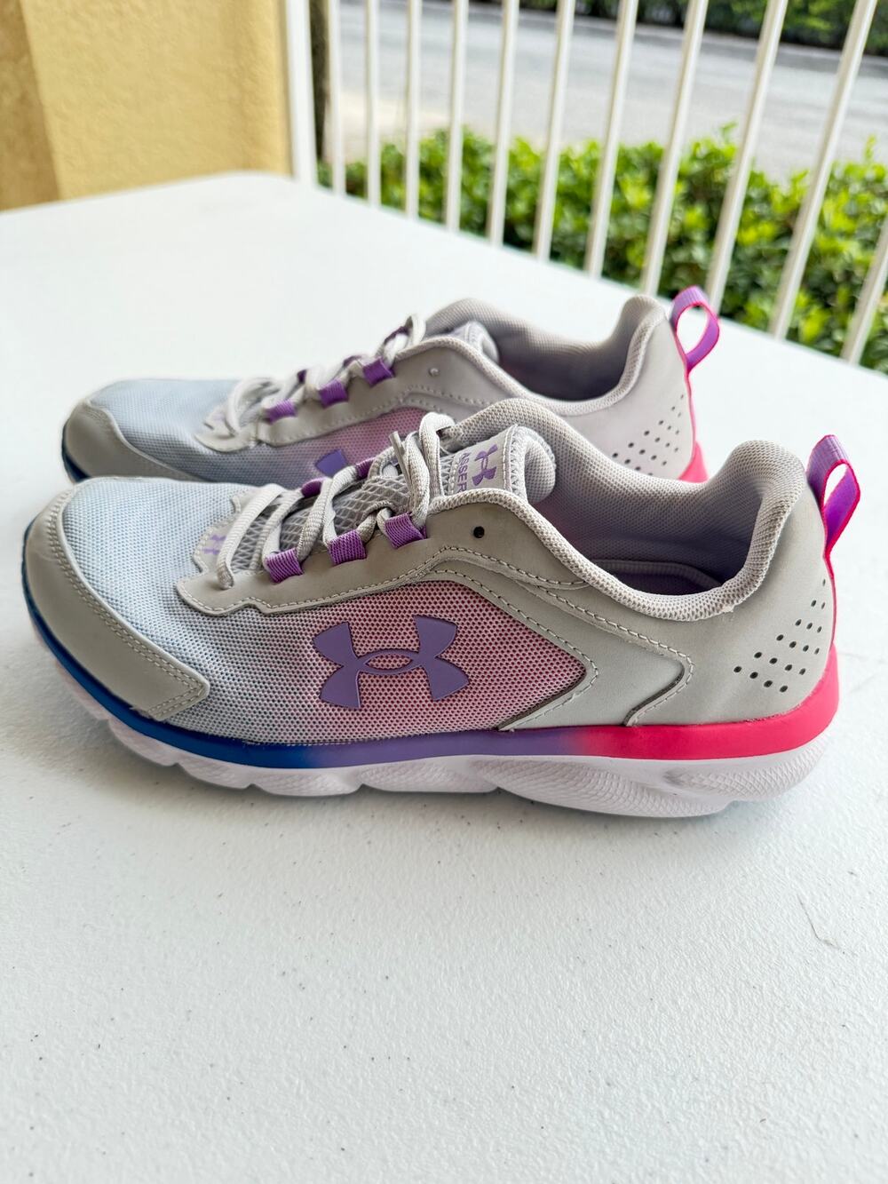 Under Armour Assert 9 Girls Running Shoes Size 6.5Y Gray Pink Purple Sneakers